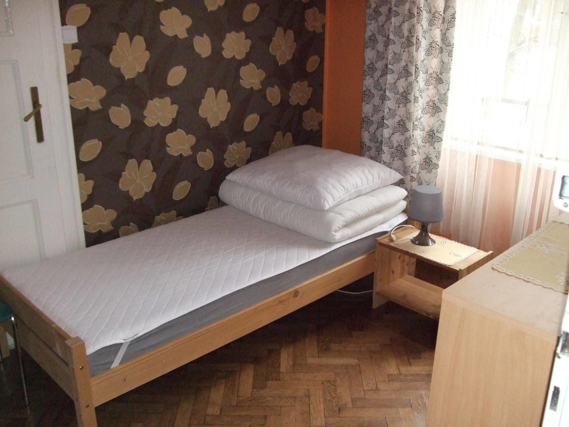 Old Walls Hostel Krakau Buitenkant foto